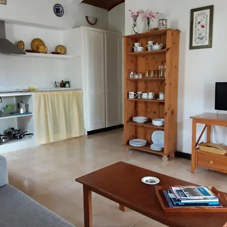 Apartamento En Calan Blanes, Ciutadella *